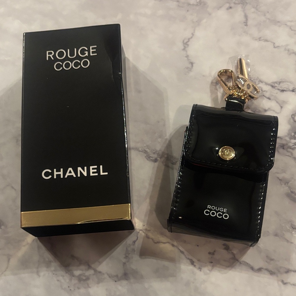 CHANEL Rouge Coco Patent Lipstick Case Pouch With Charm -Spring 2025 -Case ONLY